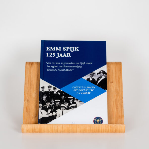 boek EMM Spijk 125 jaar