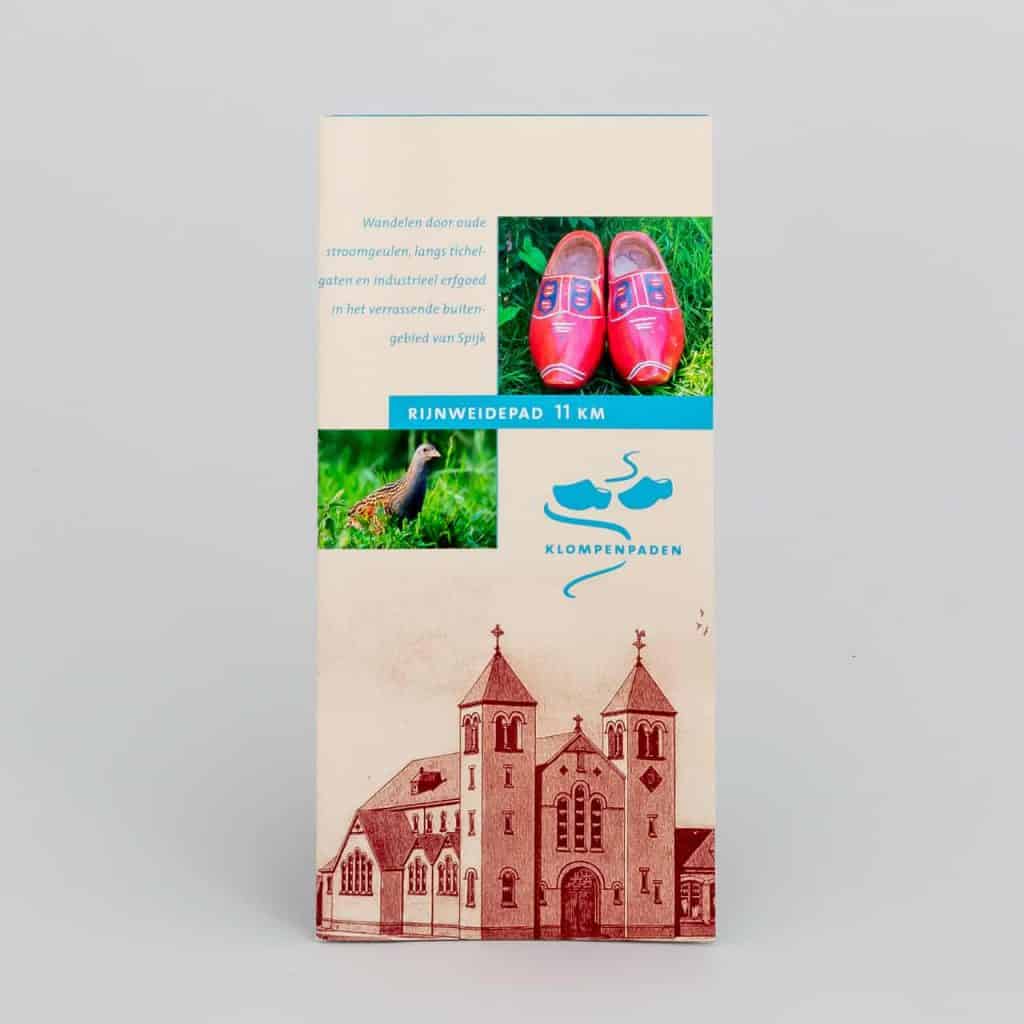 Informatiebrochure over wandelroutes en klompenpaden op 't Gelders Eiland.
