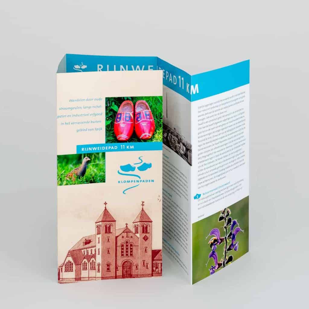 Brochure over wandelroute op 't Gelders Eiland met afbeeldingen en informatie.